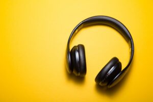 audio lessons to learn french on the go