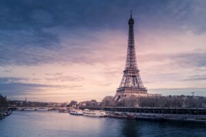 french basic phrases to survive when traveling